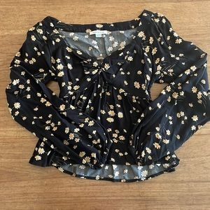 Size XS black floral American Eagle long sleeve crop blouse